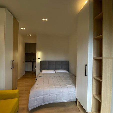 Cozycomfy Studio Тирана Экстерьер фото